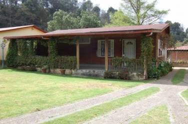 CityMax Antigua vende casa tipo cabaña en El Tejar Chimaltenango - 1