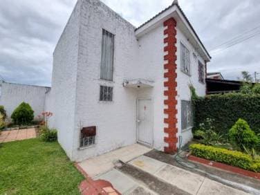 REMATO HERMOSA CASA EN RES. VALLES DE MARIA VILLA NUEVA Q675000 INF. LUCY BARRAZA 55359756 - 1