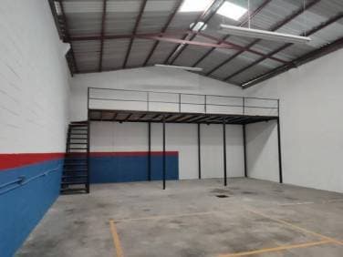 Ofibodega en Renta Calzada San Juan Zona 7 Guatemala - 1