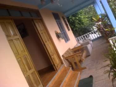 Comprar Casa Santa Cruz Verapaz KLM 196 - 1