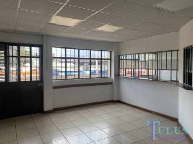 Edificio en renta en zona 12 - 1