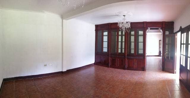 Rento Casa en San Bartolome Milpas Altas - 1