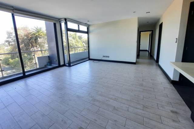 Alquilo Apartamento de 2 habitaciones en zona 15 - 1