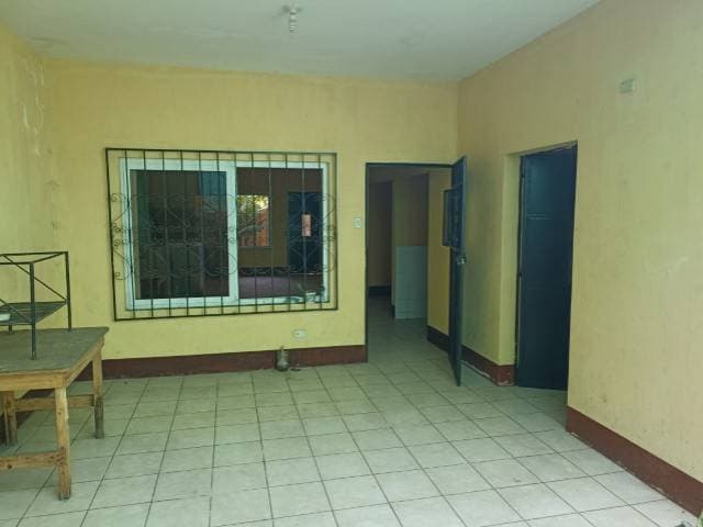 Casa en Renta Escuintla, adentro de colonia residencial - 1
