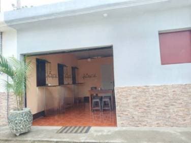 SE RENTA LOCAL COMERCIAL EN QUEZADA, JUTIAPA - 1