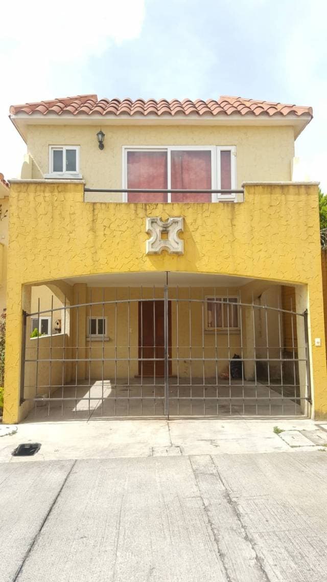 Casa en Venta Prados de Castilla Villa Nueva, Guatemala - 1