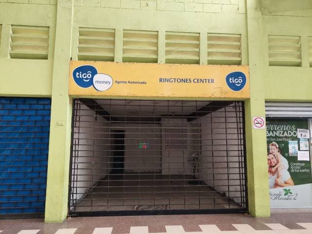 Local comercial en renta Metaterminal del Norte Zona 18 - 1