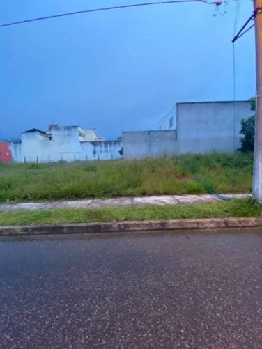 Terreno en Venta Zona 16 Residenciales Hacienda Real - 1