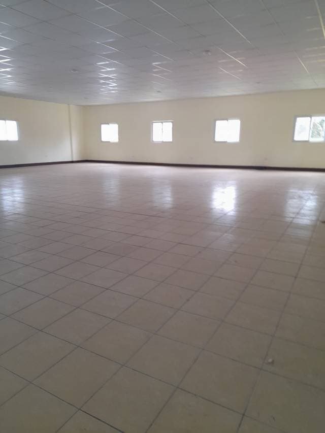RENTO LOCAL COMERCIAL EN SAN LUCAS SACATEPEQUEZ - 1