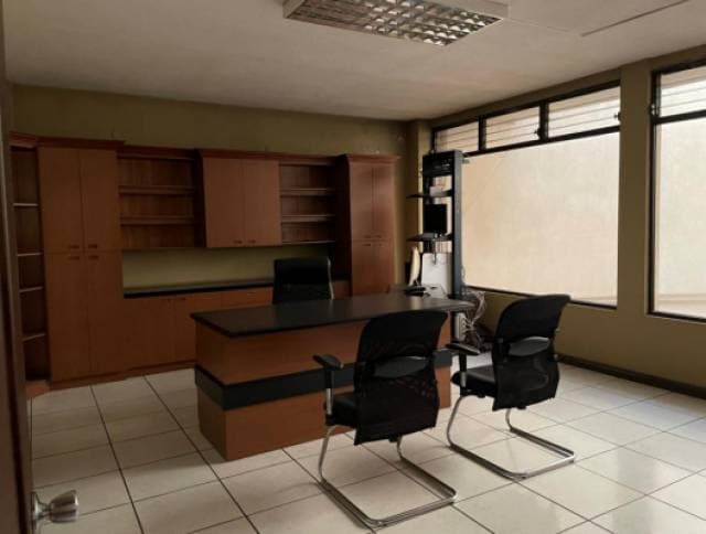 Bodega en venta en boulevarda San Cristobal - 1