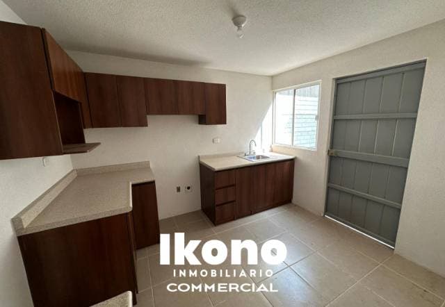 CASA EN RENTA PARA ESTRENAR, KM 22 AL PACIFICO - 1