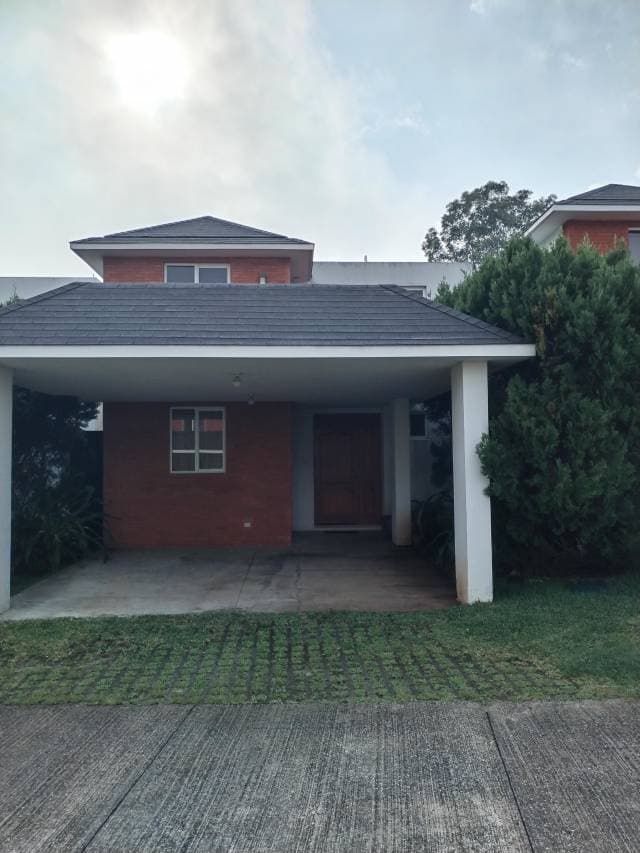 Casa en Venta en Condominio La Joya III - 1