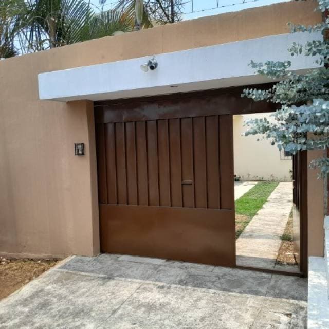 Casa en Renta 2 niveles en Balcones de San Cristóbal - 1