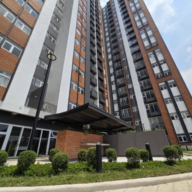 Apartamento en Renta en Parque San Jorge Zona 11 Ciudad - 1
