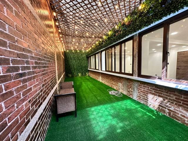 Casa para uso comercial en venta sobre avenida las Americas zona 13 - 1