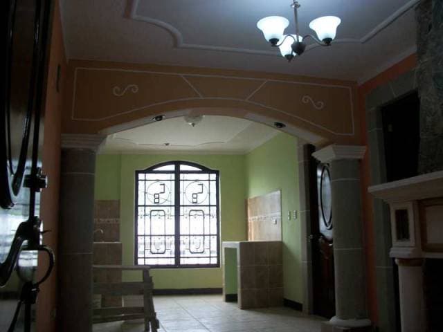 RENTO APARTAMENTO/TIPO CASA EN QUETZALTENANGO CERCANO A UNIVERSIDADES Y TRANSPORTE - 1