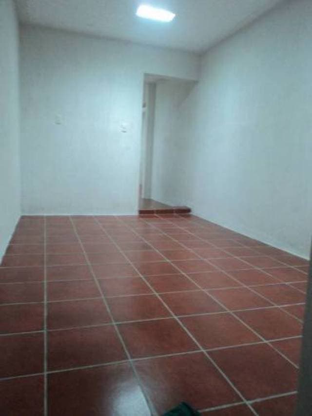 Se alquila casa a pocos pasos del mercadito las flores - 1