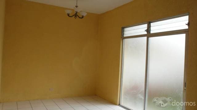 Rento casa GRANDE en Condominio Privado en Coatepeque - 1