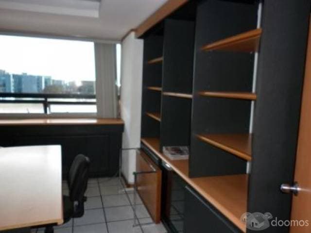 VENTA DE OFICINAS ZONA 9 EDIFICIO TORRE AZUL - 1