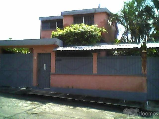 SE VENDE O CAMBIA LINDA CASA - 1