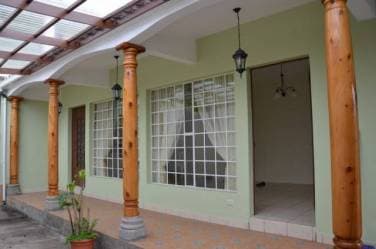 CITYMAX ANTIGUA RENTA CÓMODA Y AMPLIA CASA EN CONDOMINIO EN JOCOTENANGO - 1