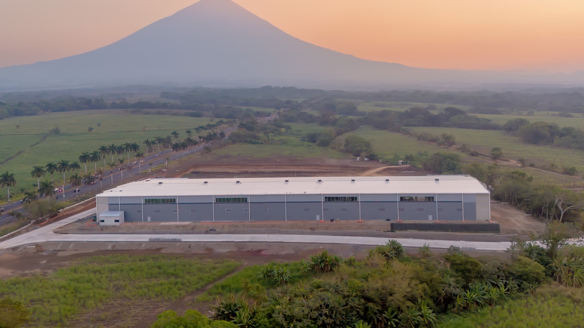 Bodega de 3035 m2 en Alquiler carretera Escuintla - 1