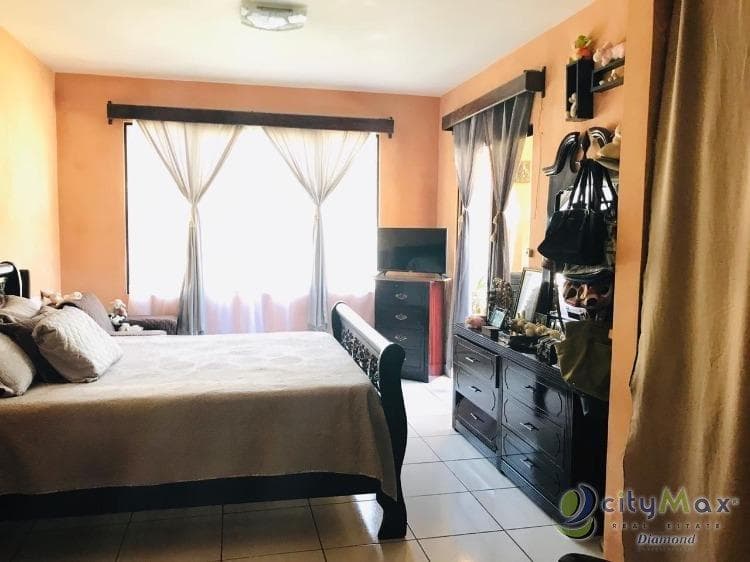 CASA EN VENTA EN SAN BARTOLOME MILPAS ALTAS - 1