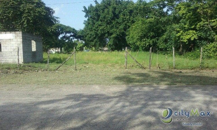 Se vende Terreno en el Estor Izabal por Parque Infantil - 1