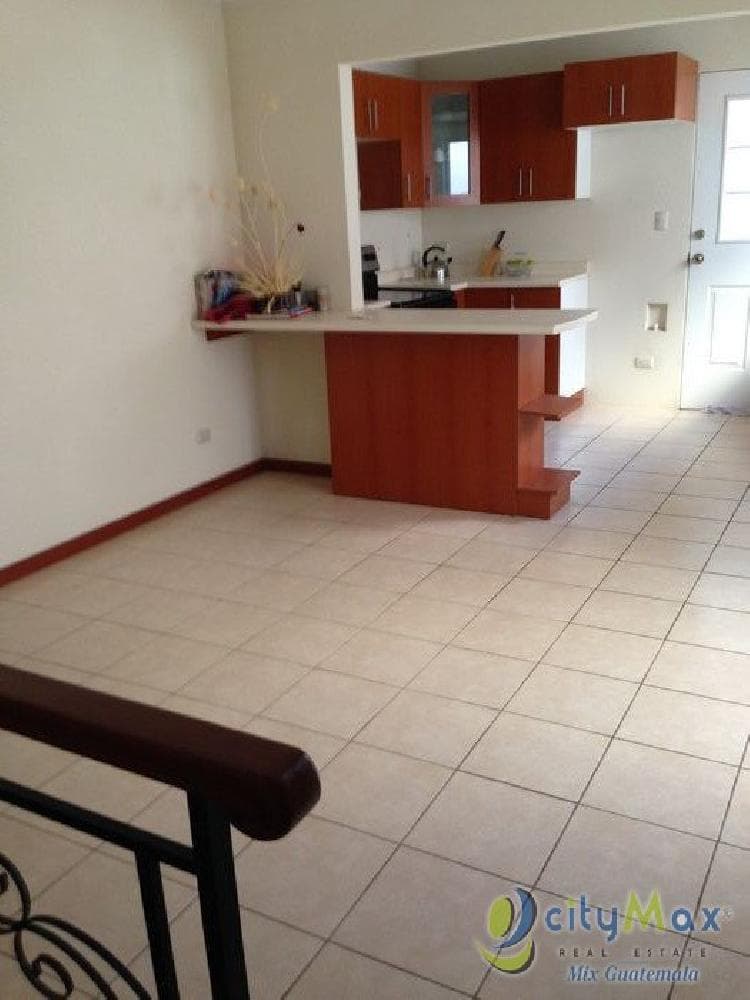 VENTA DE CASA HACIENDA DE LAS FLORES VILLA NUEVA - 1