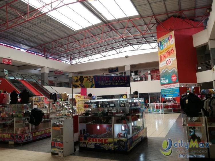 Local Comercial en Renta en Calzada San Juan - 1