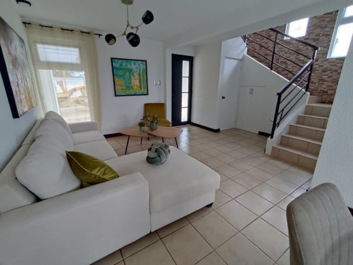 CASA #VENTA EN ALTOS DE VILLAGE, FRAIJANES - 1