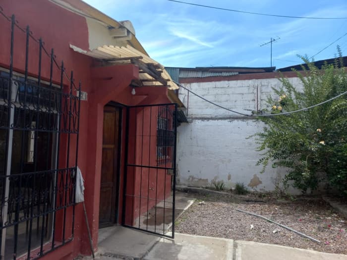 En Venta casa 1 nivel cerca del IGSS Z.5 Quetzaltenango - 1