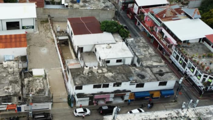 Casa comercial o terreno en venta centro de Chiquimula - 1
