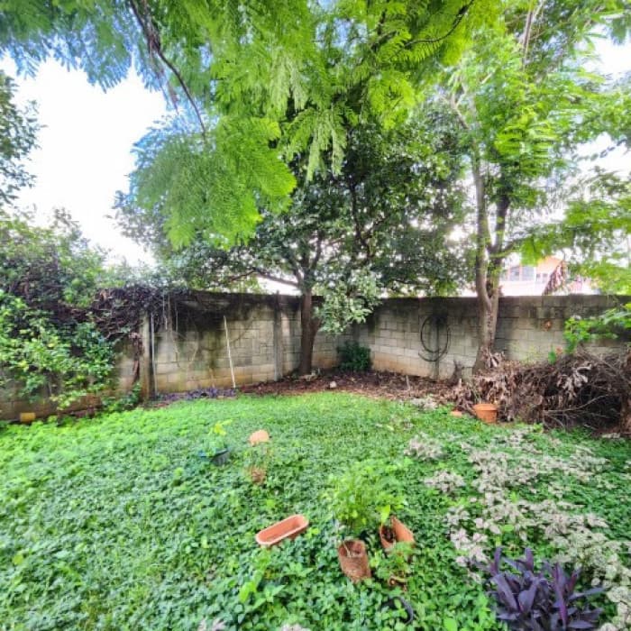 Terreno con Locales y Apto. en Venta en San Cristóbal - 1