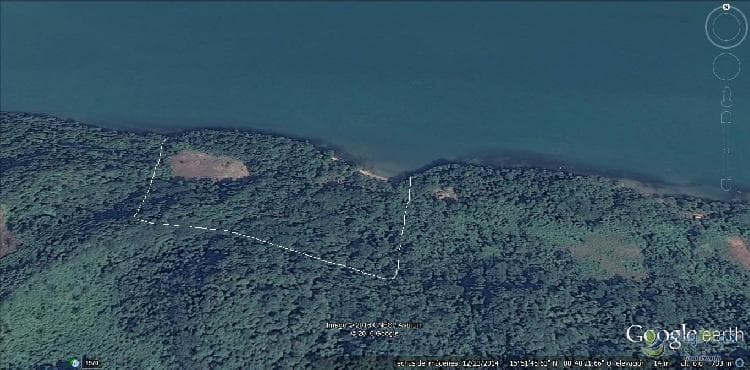 Finca en venta Bahia de Cocolii Livingston Izabal - 1