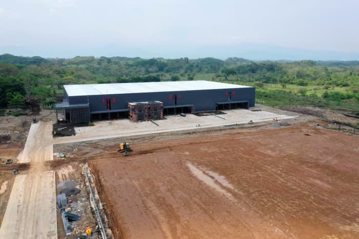 Venta o Renta de Bodega Industrial km 72 Ruta Pacífico - 1