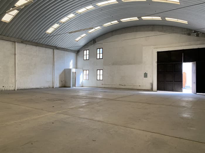 Bodega dentro de complejo en Panorama, Antigua - 1