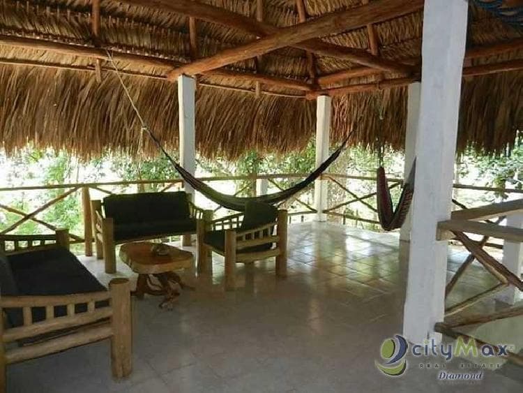 CASA VACACIONAL EN VENTA EN RIO DULCE PUERTO BARRIOS IZABAL GUATEMALA - 1