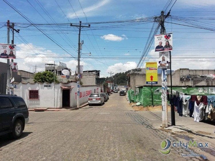 Terreno de esquina venta en el Centro de Chimaltenango - 1
