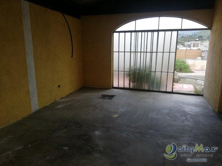 Casa de 3 niveles en venta, Res. Prados de Villa Nueva - 1