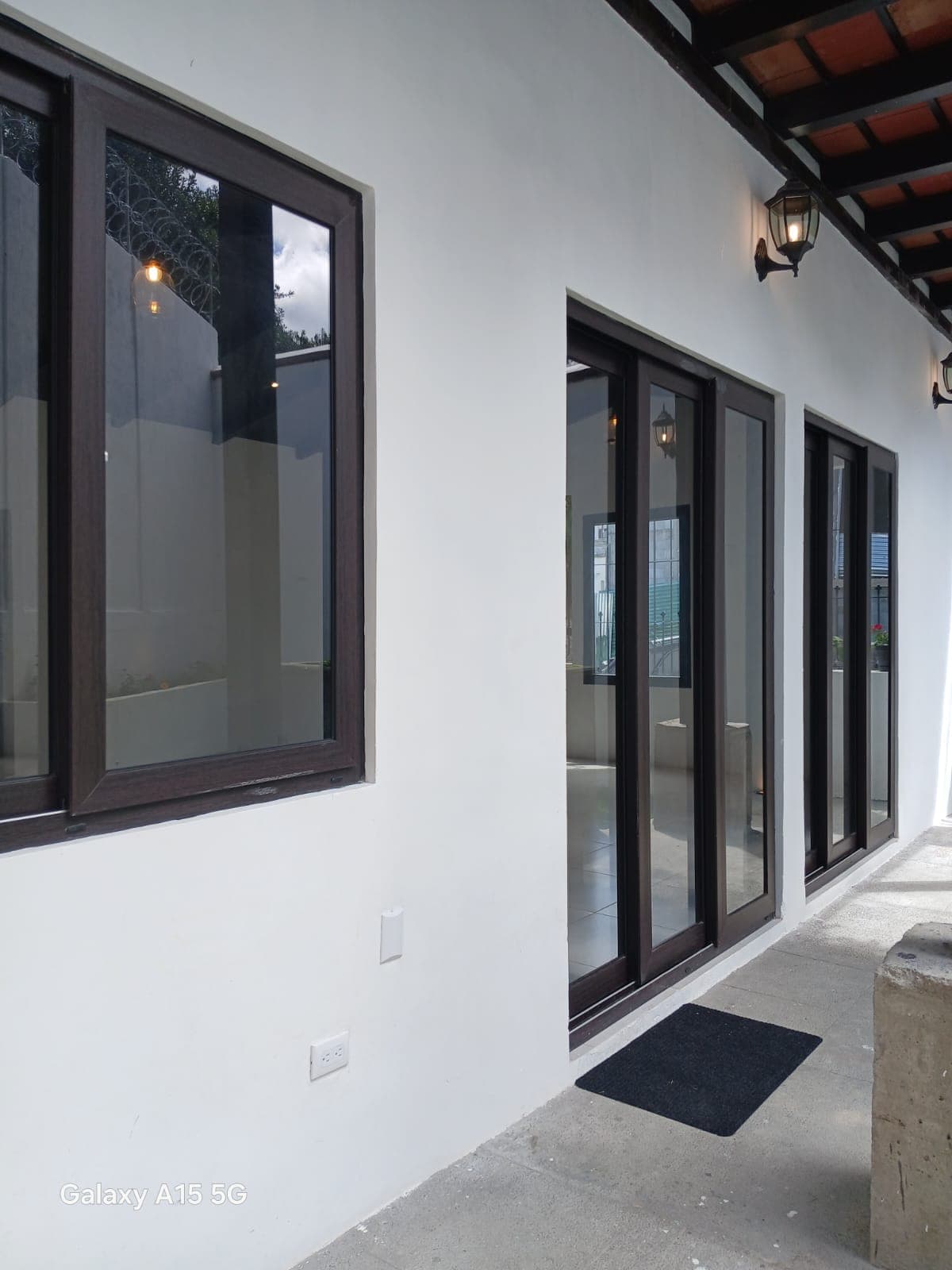 En venta casa amplia en Hacienda del Comendador - 1