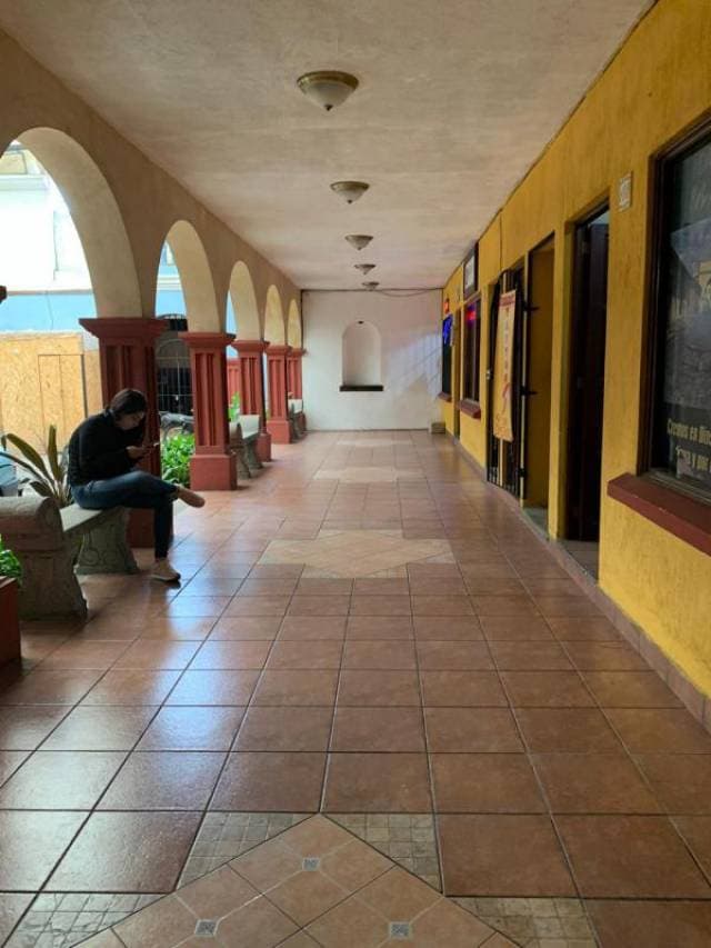 CityMax Antigua renta local en centro comercial de Antigua Guatemala - 1