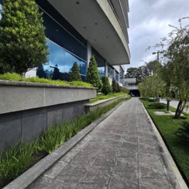 Oficina en Alquiler Zona 10 Empresarial Zona Pradera - 1